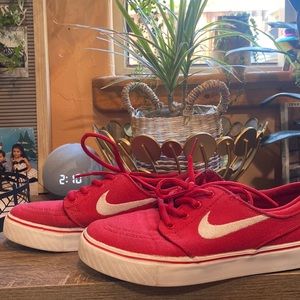 Nike Janoski’s